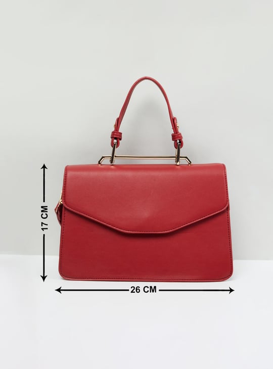 MAX Women Solid Sling Bag