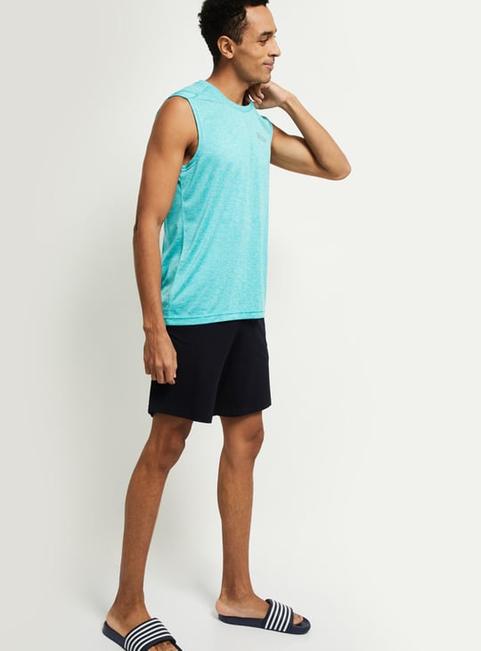 Men Solid Drawstring Waist Shorts - Set of 2