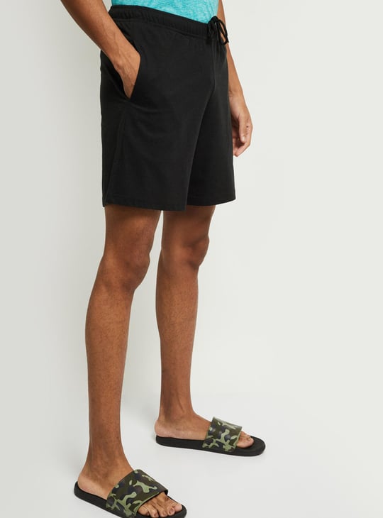 Men Solid Drawstring Waist Lounge Shorts- Pack of 2