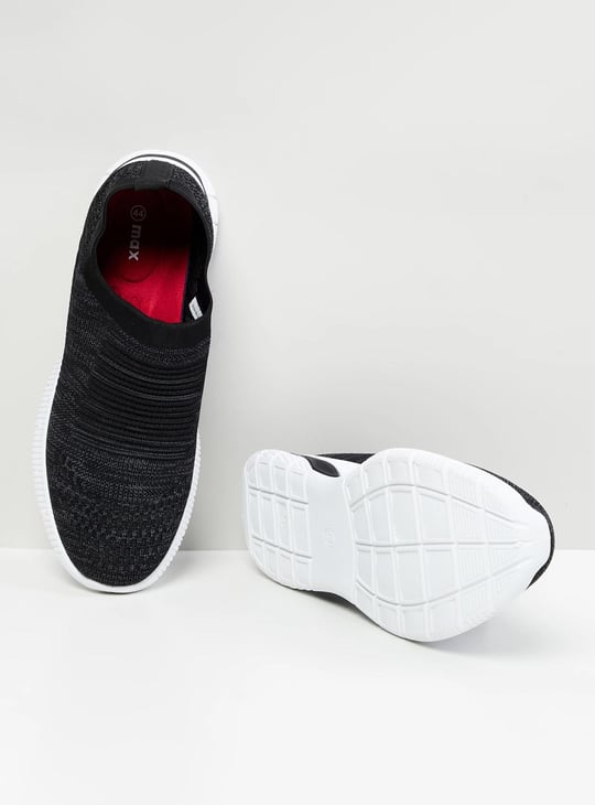 MAX Men Textured Sock-Knit Shoes