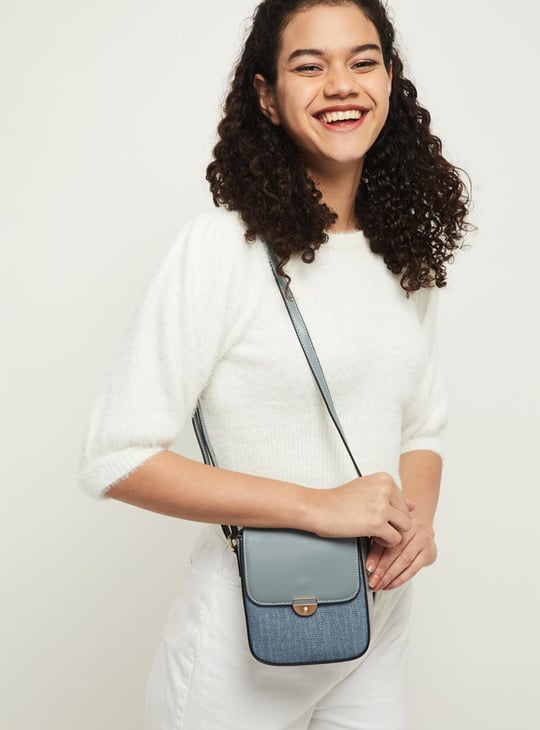 MAX Women Textured Sling Bag