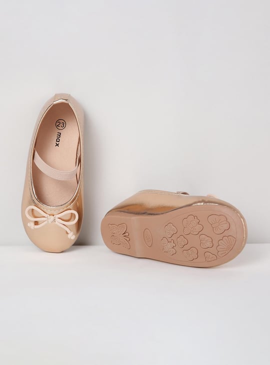 Girls Solid Mid-Strap Ballerinas