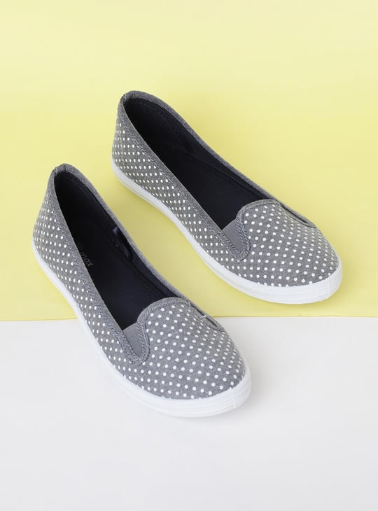 Women Printed Slip-On Casual shoes