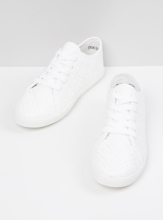 Women Textured Lace-Up Sneakers 