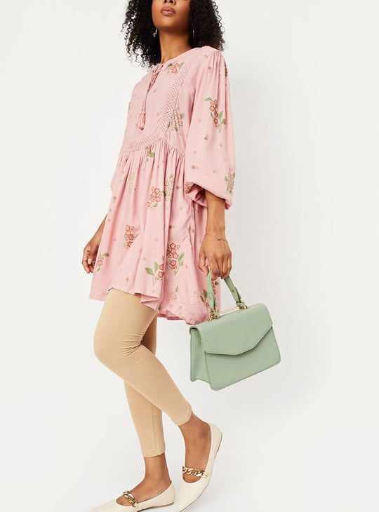 Women Solid Cropped Leggings 