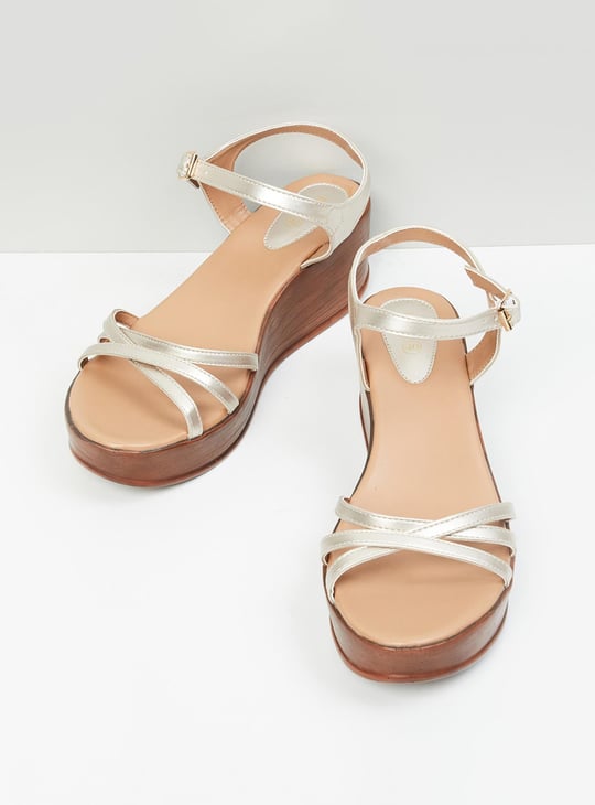 MAX Women Solid Wedge Sandals
