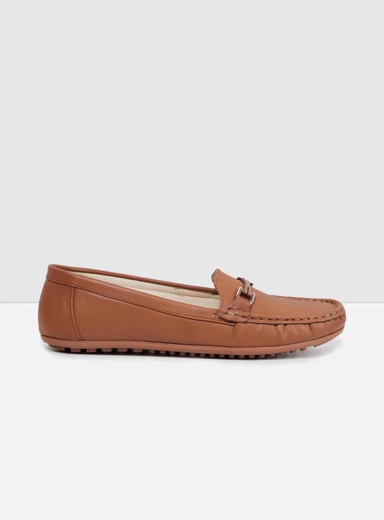Women Solid Loafers