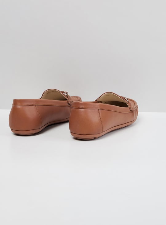Women Solid Loafers