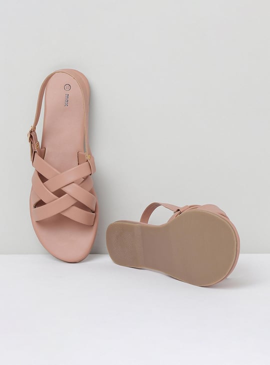 Women Solid Strappy Flat Sandals