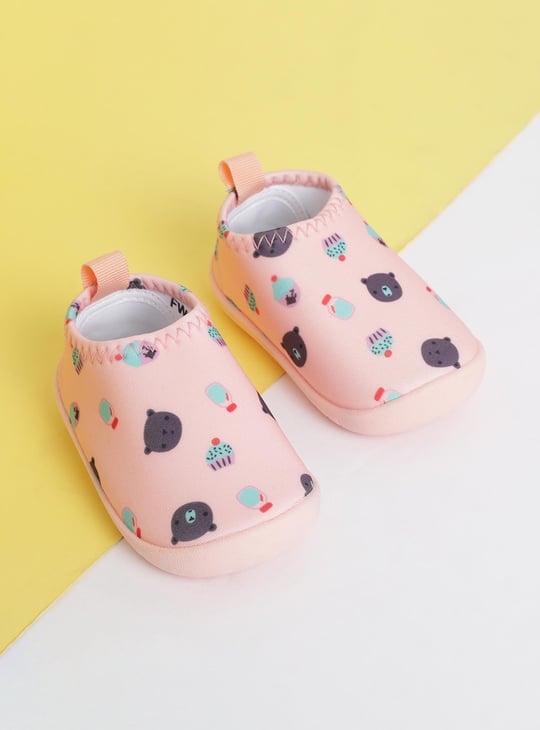 Girls Printed Slip-On Shoes 