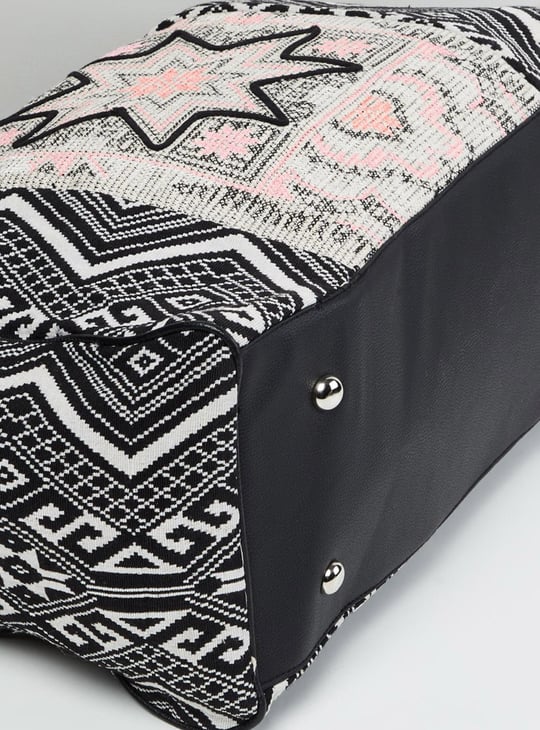 MAX Women Printed Weekender Bag