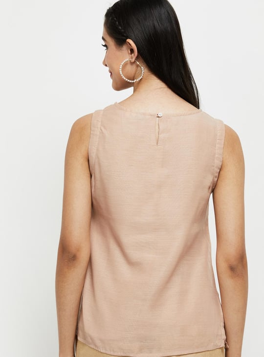Women Embroidered Sleeveless Top 