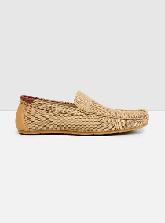 Men Solid Square Toe Loafers