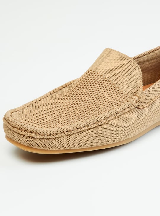 Men Solid Square Toe Loafers