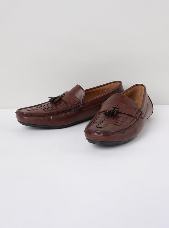 Men Textured Slip-On Moccasins 