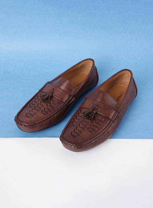 Men Textured Slip-On Moccasins 