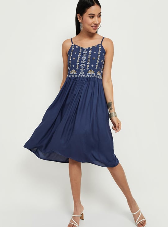Women Embroidered Shoulder Strap A-line Dress 