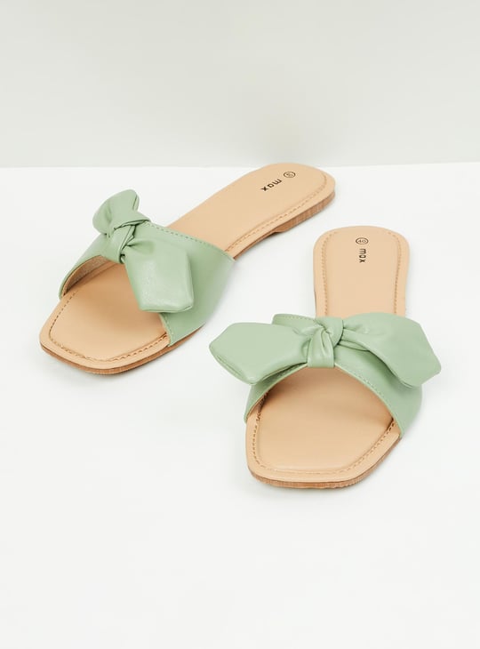 Women Solid Bow Detailed Sliders
