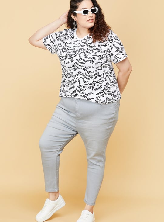 Women Solid Ankle-Length Skinny Fit Jeans 