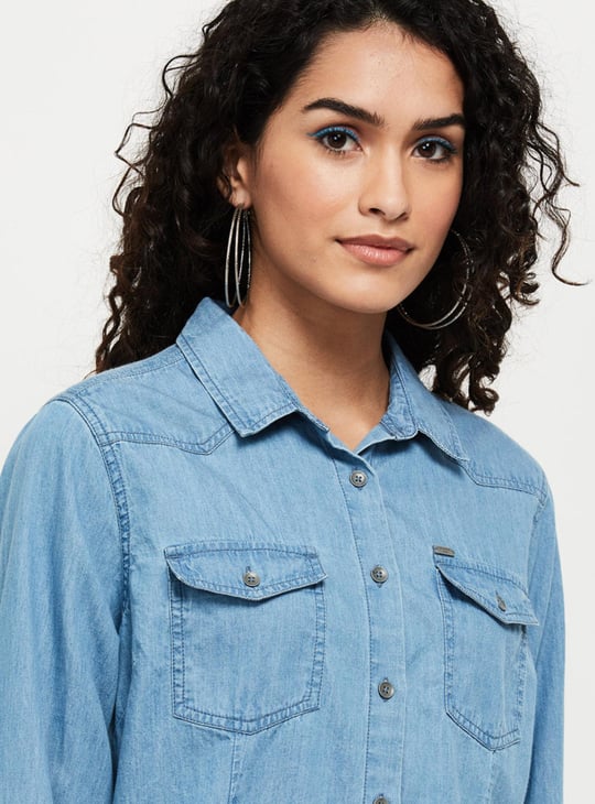 Women Solid Spread Collar Denim Shirt 