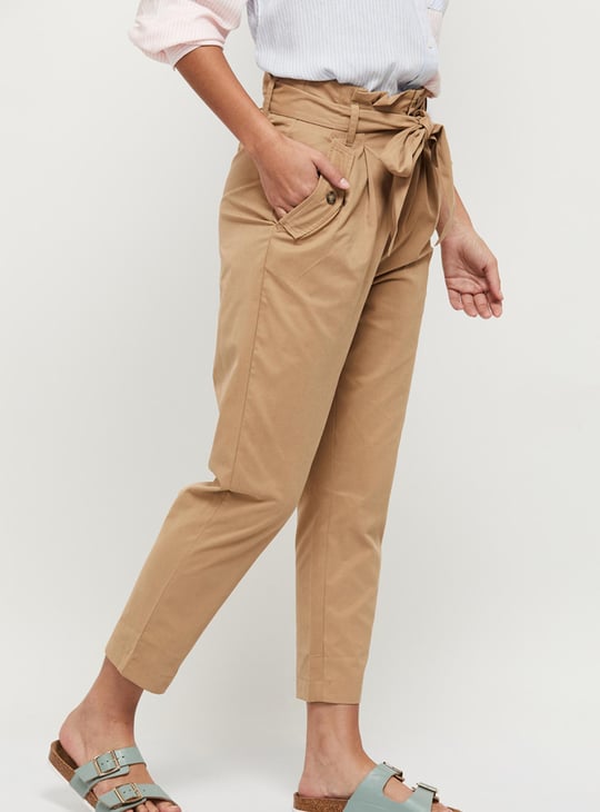 Women Solid Woven Casual Trousers