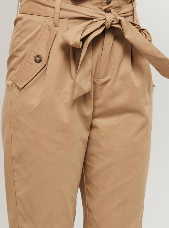 Women Solid Woven Casual Trousers