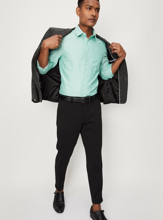 Men Solid Slim Fit Oxford Shirt