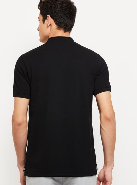 Men Solid Mandarin Collar T-shirt