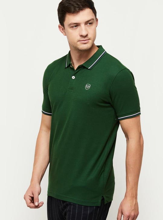 Men Solid Slim Fit Polo