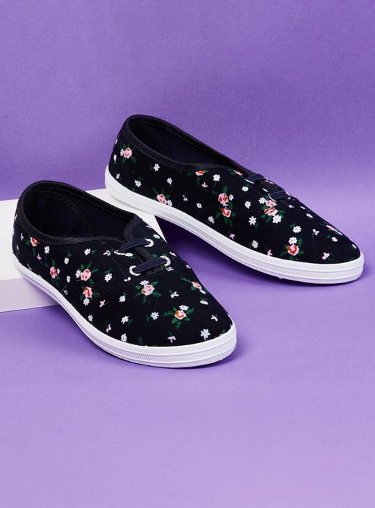 Girls Printed Slip-On Shoes