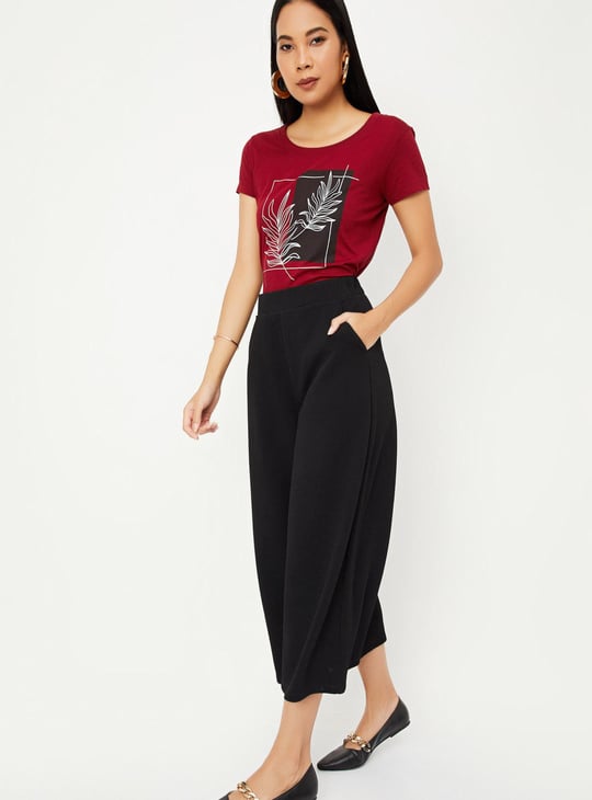  Women Cotton Printed Round Neck T-shirt