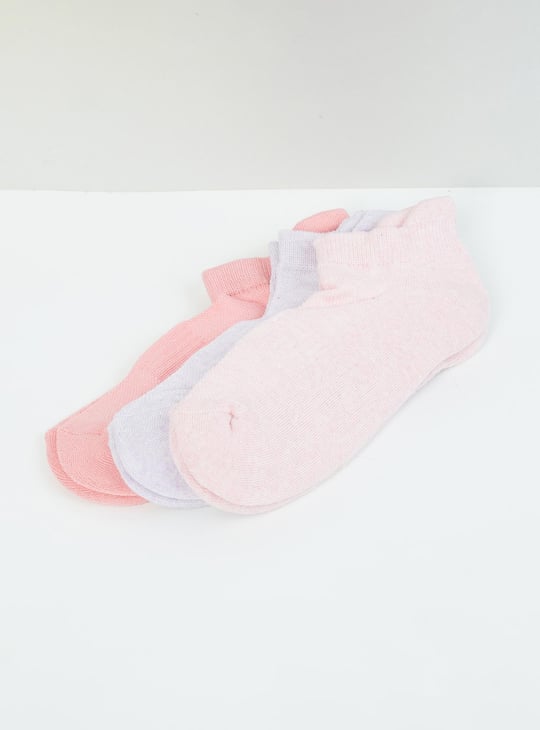 Women Textured Ankle-Length Socks - Pack of 3 