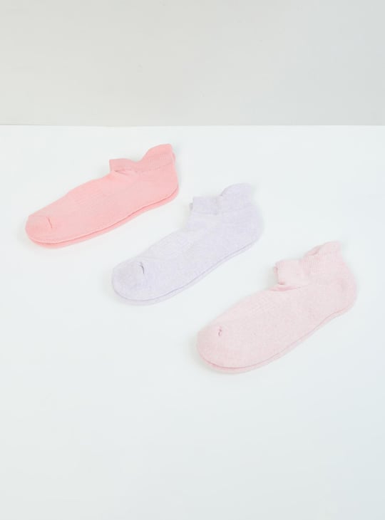 Women Textured Ankle-Length Socks - Pack of 3 