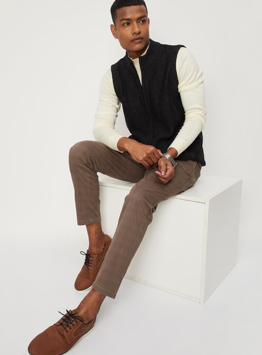 Men Medium Sleeveless Sweater