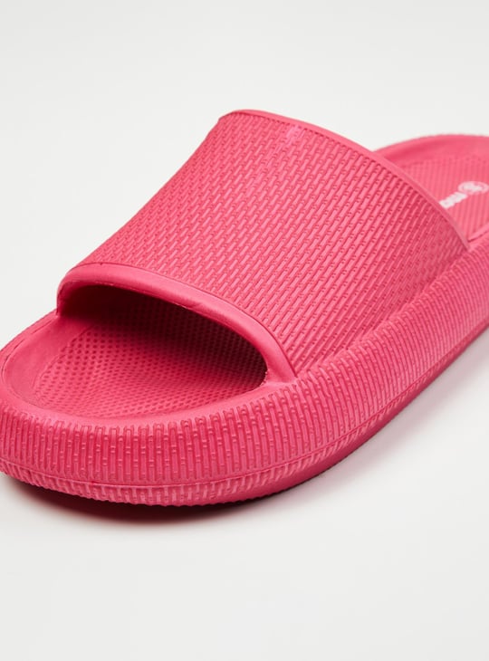 Women Textured Open Toe Sliders