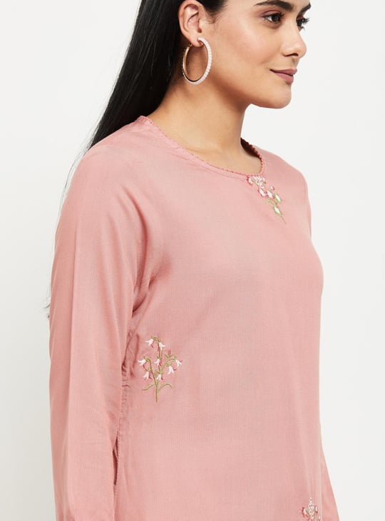 Women Floral Embroidered Three-Quarter Sleeves Straight Kurta