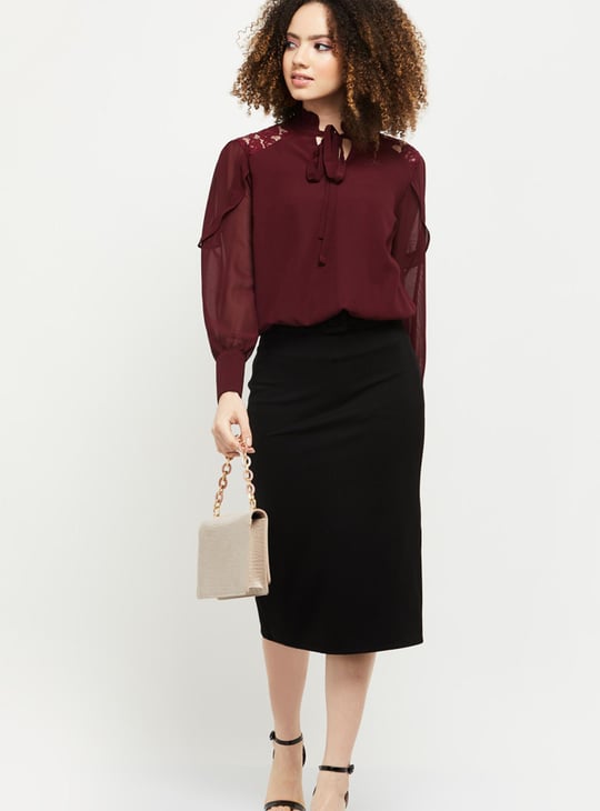 Women Solid Tie-Up Neck Top