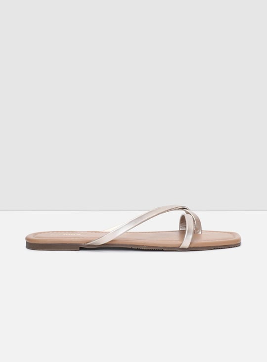 Women Solid Strappy Flat Sandals