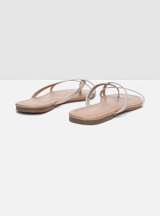 Women Solid Strappy Flat Sandals