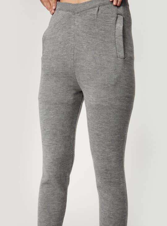 Women Textured Knit Leggings with Pockets