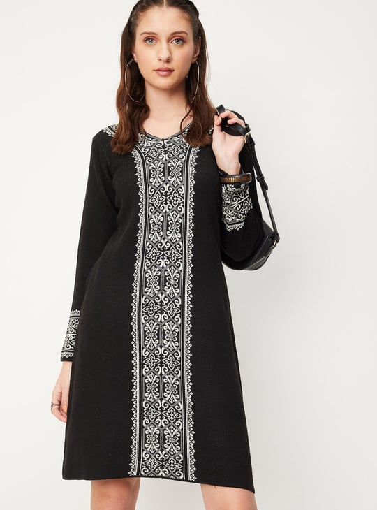 Women Aztec Jacquard Sweater Dress | Black | Jacquard Women Aztec Jacquard Sweater Dress | Black | Jacquard