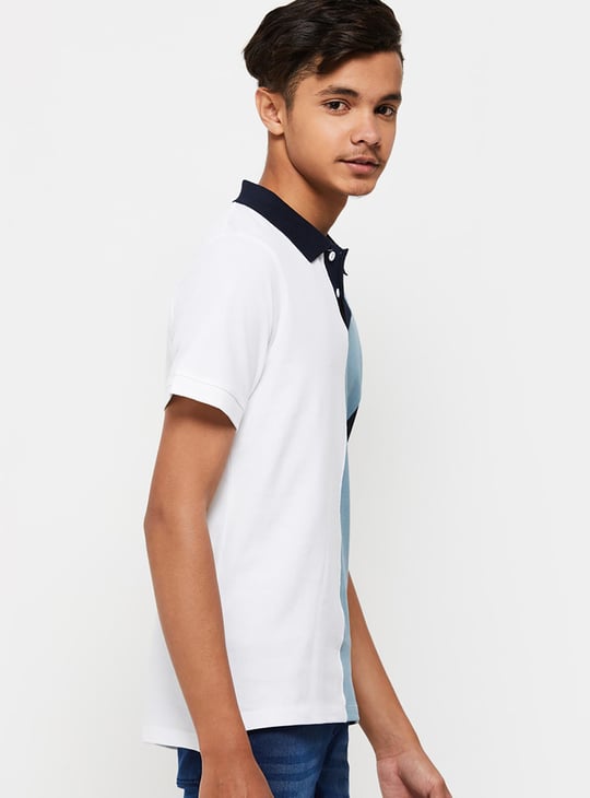 Boys Colourblocked Regular Fit Polo T-shirt