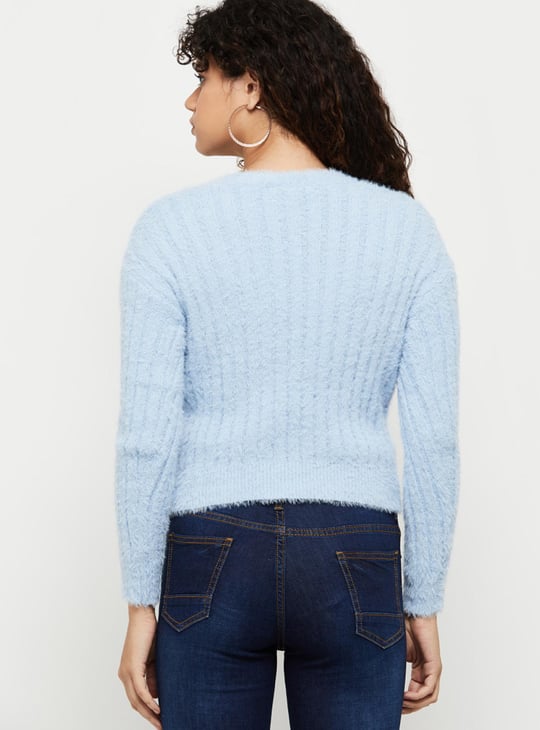 Women Textured Knit V-neck Crop Cardigan 