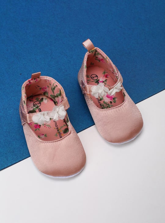 Girls Solid Velcro Closure Booties