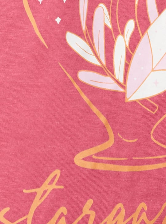 Girls Pure Cotton Graphic Printed Basic T-shirt