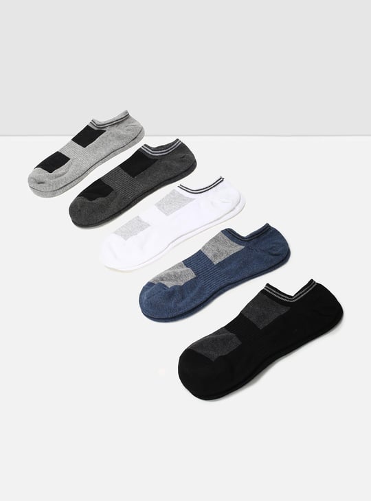 Men Textured Ankle-Length Sports Socks - Pack of 5