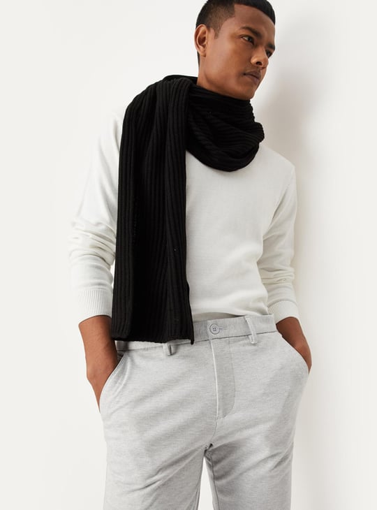 Men Textured Knit Muffler