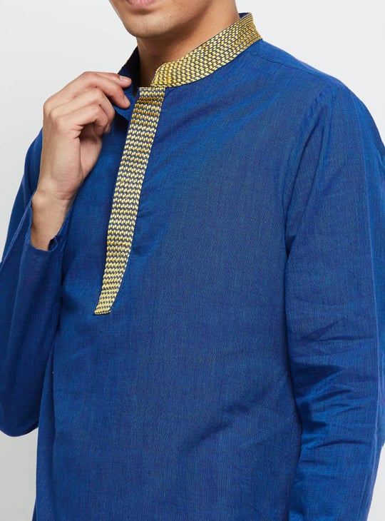 Men Solid Mandarin Collar Long Kurta 