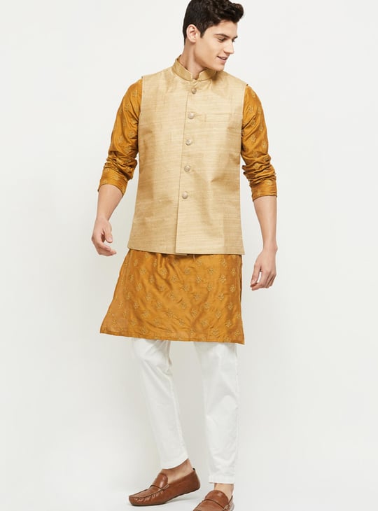 Men Textured Regular Fit Ethnic Waist Coat
