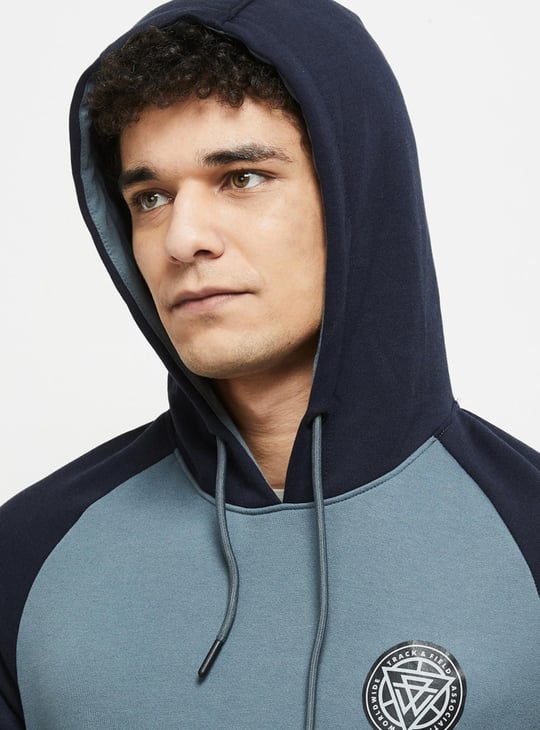 Men Colourblock Hooded Ribbed Sweatshirt